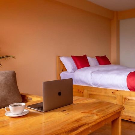 Eagle Nest Hotel Bhatgoan Eksteriør bilde